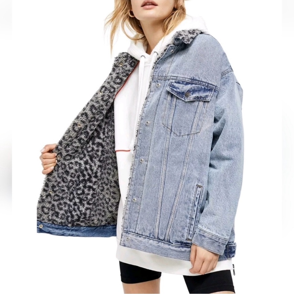 We the Free Denim Sherpa-Lined Jacket - Picture 4 of 10